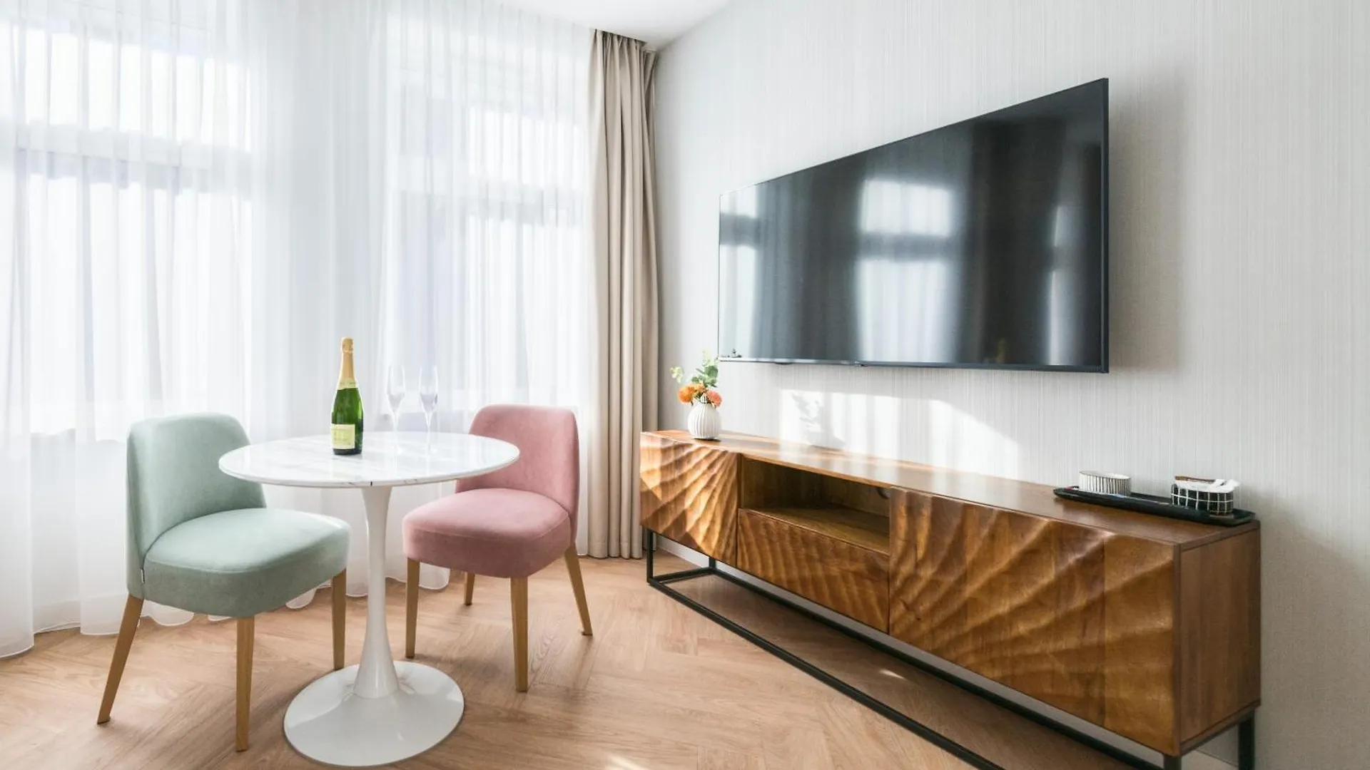 Retro Boutique By Northside Apartments Danzica