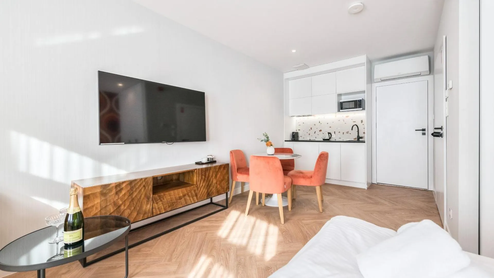 Retro Boutique By Northside Apartments Gdansk