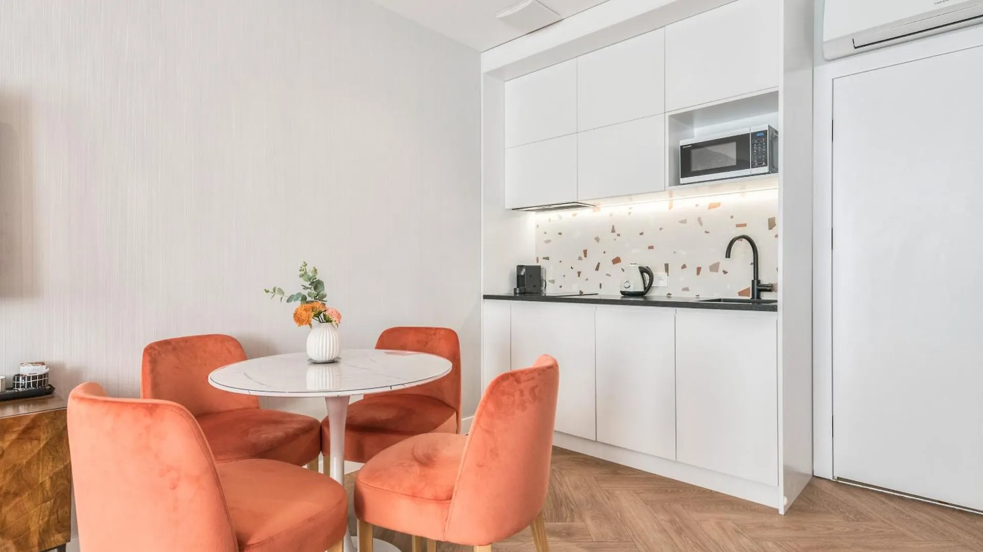 Retro Boutique By Northside Apartments Gdansk
