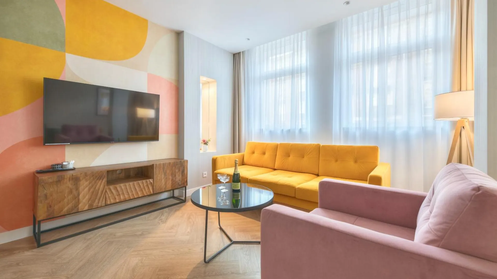 Retro Boutique By Northside Apartments Danzica
